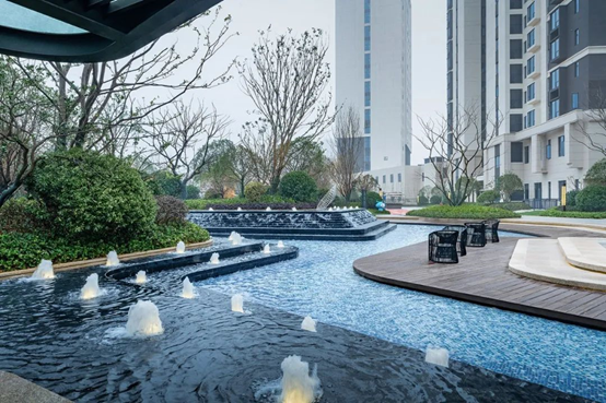 龙湖