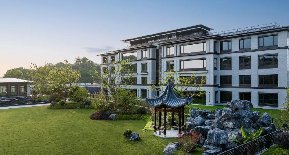 3.5亿热销炸场!这家本土国企,才是“小阳春”的MVP